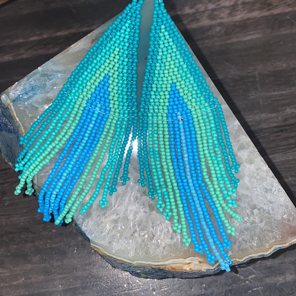 HP๐NEW Boho Stunning turquoise bead earrings - Picture 9 of 14